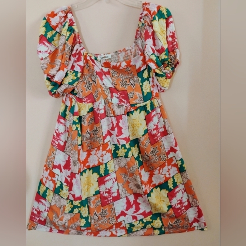 GeeGee Patchwork Floral Puff Sleeve Dress Size M - Picture 13 of 15